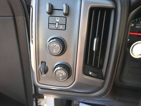 Used 2018 GMC Sierra 2500 SLT w/ All Terrain HD Package AWD/4WD image 25