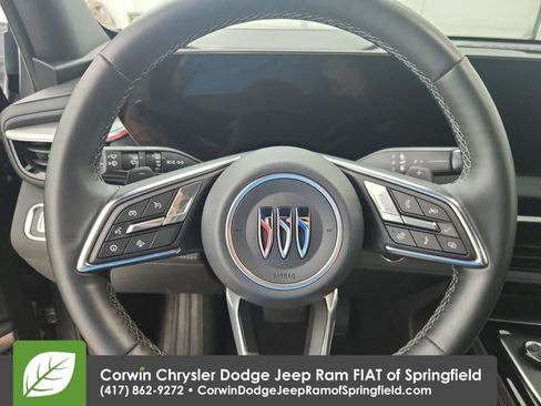 Used 2025 Buick Enclave Preferred FWD image 21
