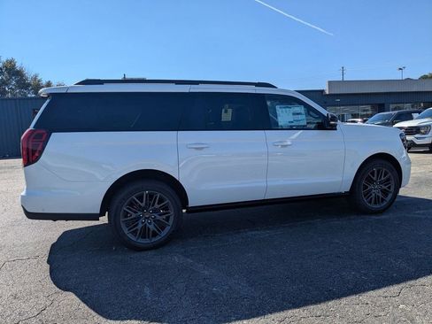 New 2025 Ford Expedition Max Platinum w/ Stealth Performance Package image 5