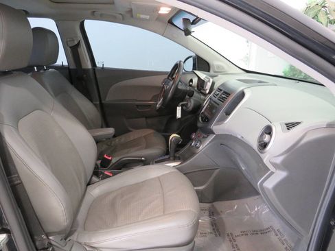 Used 2013 Chevrolet Sonic LTZ image 10