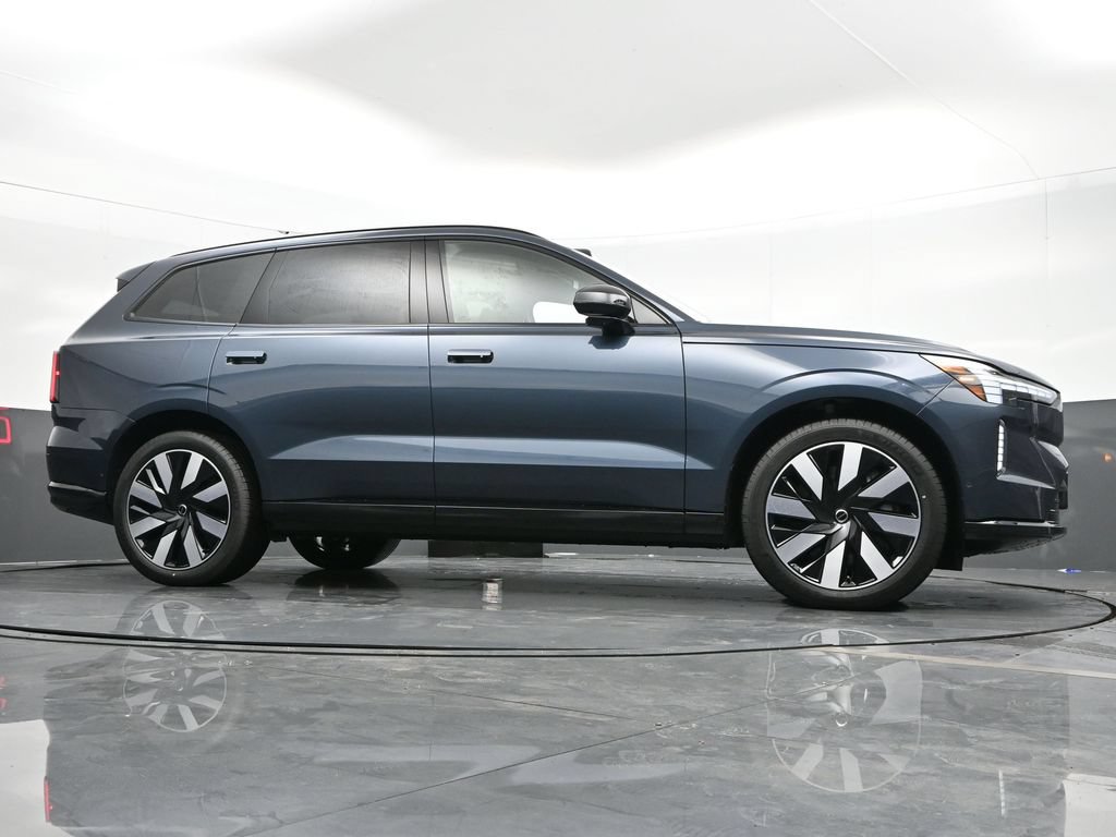 Used 2025 Volvo EX90 Ultra AWD/4WD image 41