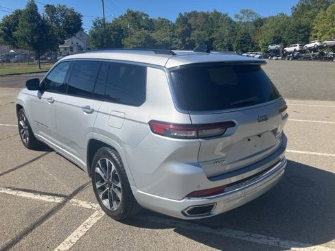 Used 2023 Jeep Grand Cherokee L Overland AWD/4WD image 7