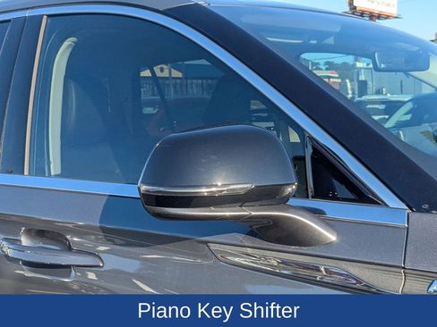 Used 2022 Lincoln Aviator AWD w/ Premium Package image 13