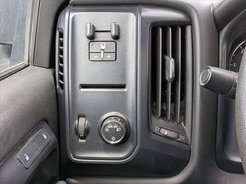 Used 2015 Chevrolet Silverado 2500 W/T RWD image 12