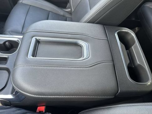 Used 2022 Chevrolet Silverado 1500 LTZ AWD/4WD image 25