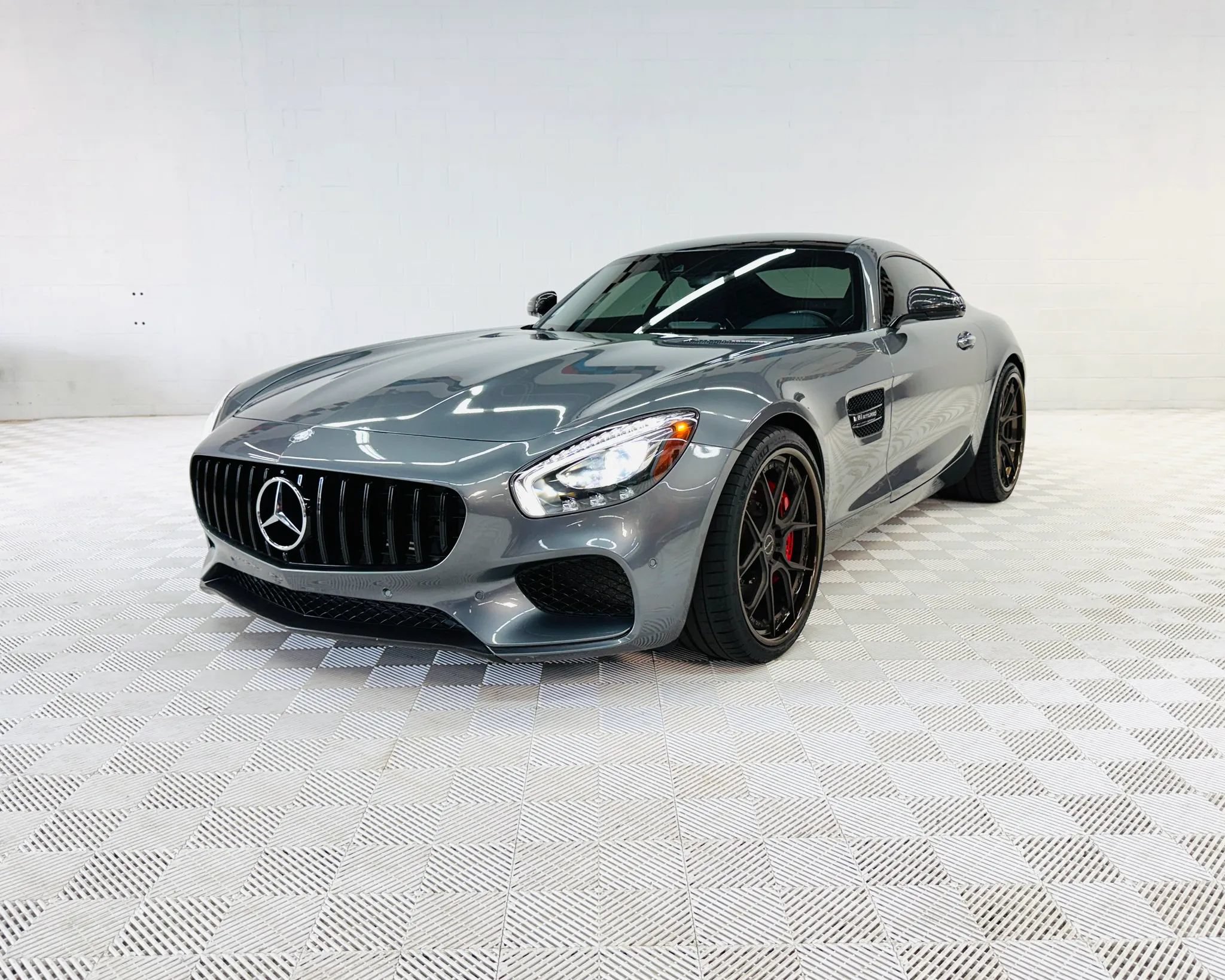 Used 2016 Mercedes-Benz AMG GT S image 32