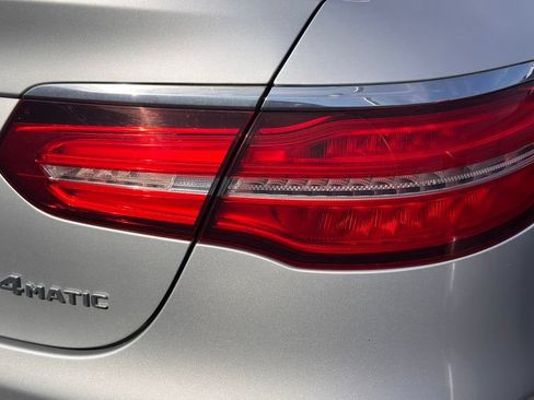 Used 2017 Mercedes-Benz GLC 300 4MATIC Coupe image 7