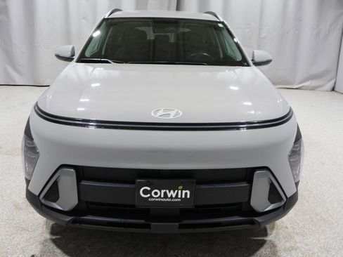 Used 2024 Hyundai Kona SEL image 7