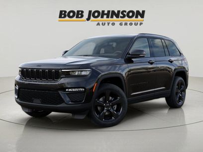 New 2025 Jeep Grand Cherokee Limited w/ Black Appearance Package