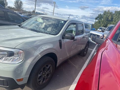 Used 2024 Ford Maverick XLT w/ Equipment Group 300A Standard image 2