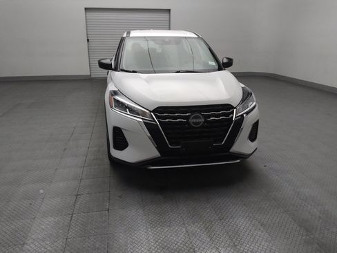 Used 2024 Nissan Kicks S FWD image 14