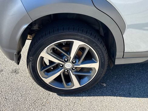 Used 2020 Hyundai Kona Ultimate image 17