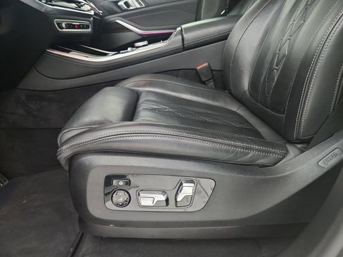 Used 2025 BMW X5 xDrive50e AWD/4WD image 21