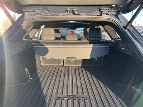 Used 2025 Toyota Crown Signia w/ Advanced Technology Package image 13