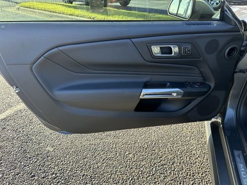 Used 2024 Ford Mustang GT Premium image 10