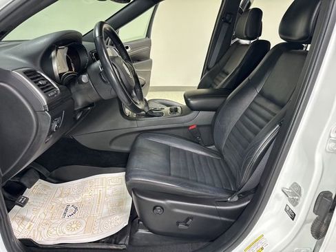 Used 2021 Jeep Grand Cherokee Limited X image 15