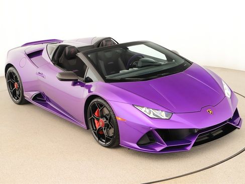 Used 2024 Lamborghini Huracan EVO image 32