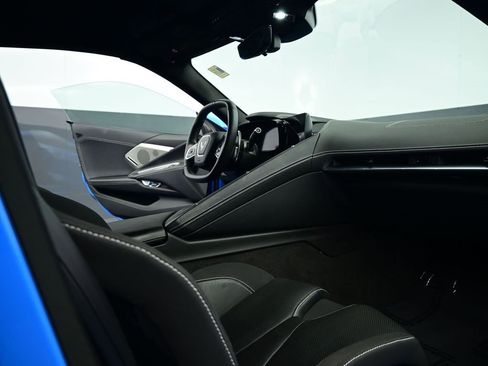 Used 2023 Chevrolet Corvette Stingray w/ Z51 Performance Package image 21