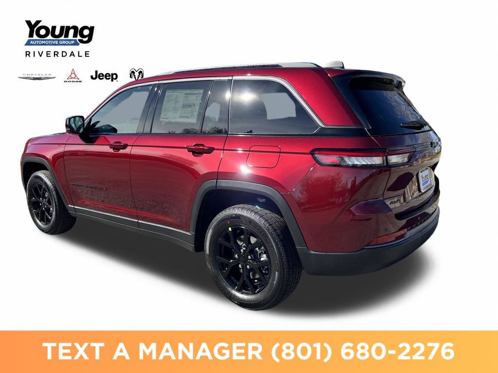 New 2026 Jeep Grand Cherokee Altitude AWD/4WD image 3