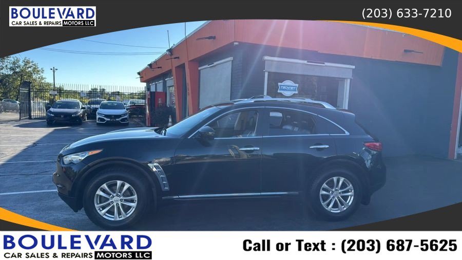 Used 2012 INFINITI FX35 AWD w/ Premium Pkg image 4