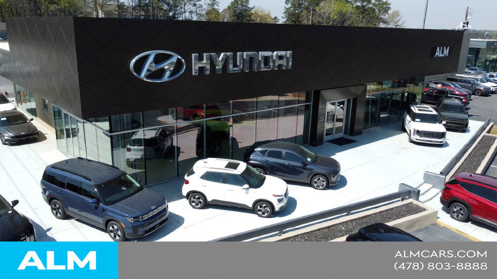 Used 2026 Hyundai Elantra Sport FWD image 36