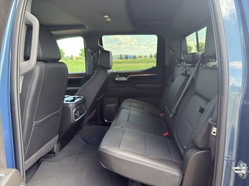 Used 2024 GMC Sierra 1500 Denali w/ Technology Package image 12