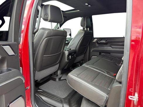 Used 2024 GMC Sierra 2500 AT4X AWD/4WD image 3