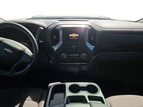 Used 2025 Chevrolet Silverado 2500 Custom w/ Custom Value Package AWD/4WD image 13