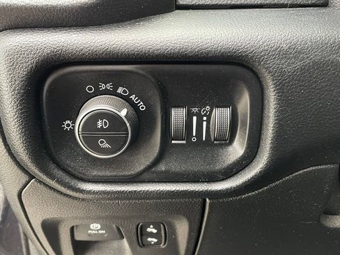 Used 2020 RAM 1500 Laramie AWD/4WD image 10