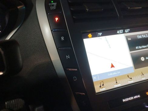 Used 2017 Lincoln MKZ Reserve w/ Climate Package image 22