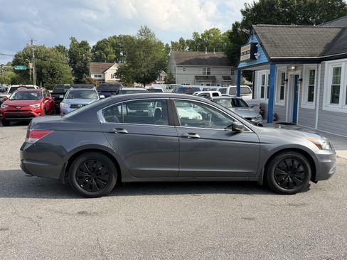 Used 2012 Honda Accord LX image 5