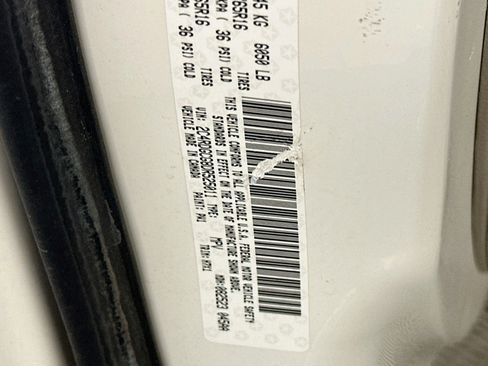 Used 2013 Dodge Grand Caravan SXT w/ Rear Park Assist Pkg FWD image 12