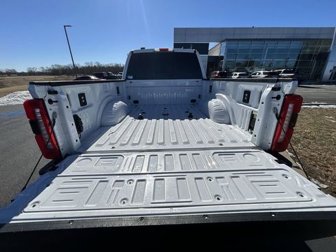 Used 2024 Ford F350 Lariat w/ Chrome Package image 29