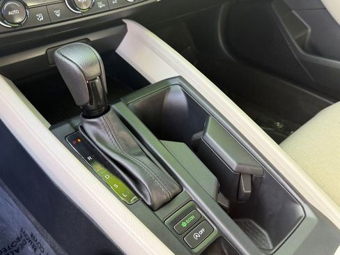 Used 2024 Honda Accord EX image 25