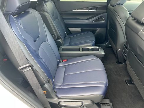 Certified 2026 INFINITI QX60 Sport w/ Dark Cargo Package AWD/4WD image 17