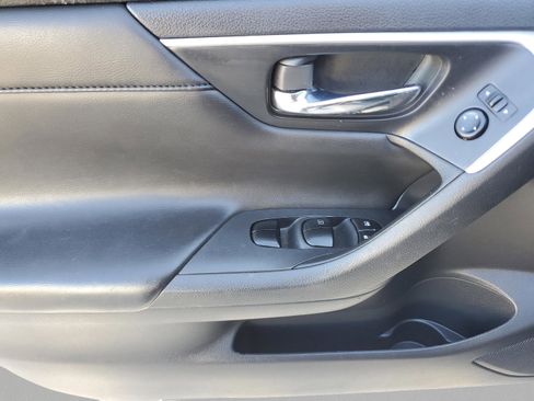 Used 2015 Nissan Altima 2.5 S w/ Special Edition Package image 13