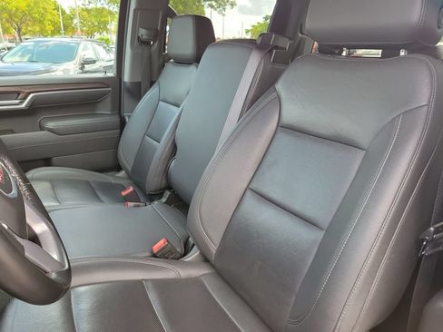 Used 2025 GMC Sierra 1500 SLT AWD/4WD image 25
