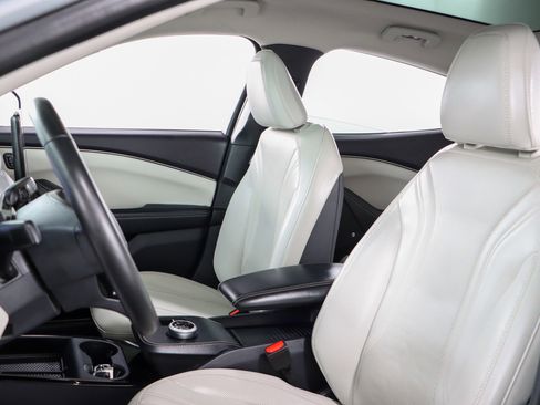 Used 2022 Ford Mustang Mach-E Premium image 23