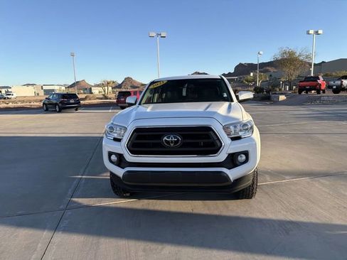 Certified 2021 Toyota Tacoma SR5 image 2