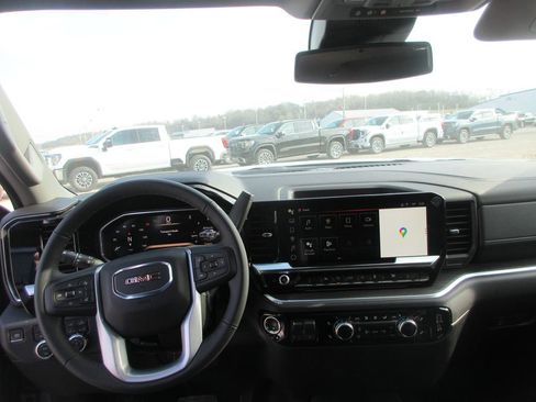 New 2026 GMC Sierra 1500 SLT image 14