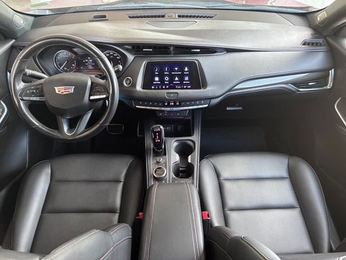 Used 2023 Cadillac XT4 Sport w/ Enhanced Visibility Package FWD image 9
