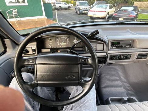Used 1995 Ford F150 XL image 9