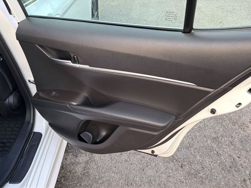Certified 2023 Toyota Camry SE FWD image 15