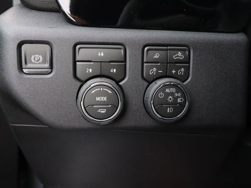 New 2026 Chevrolet Silverado 2500 LT w/ All Star Edition image 12