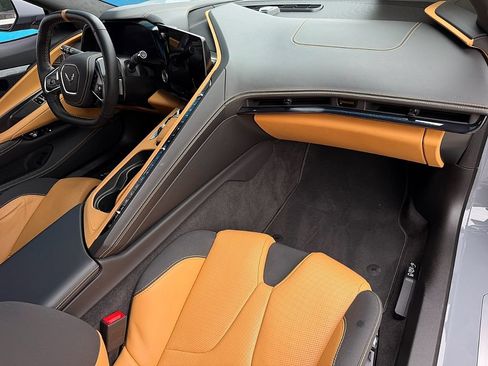 Used 2024 Chevrolet Corvette Stingray Premium Cpe w/ Z51 Performance Package RWD image 29