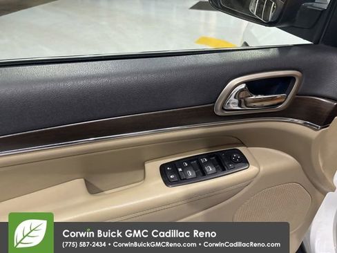 Used 2015 Jeep Grand Cherokee Limited image 11