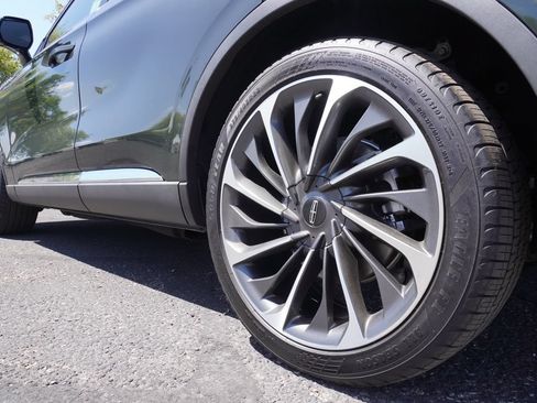 Used 2023 Lincoln Aviator Reserve w/ Equipment Group 201A RWD image 7