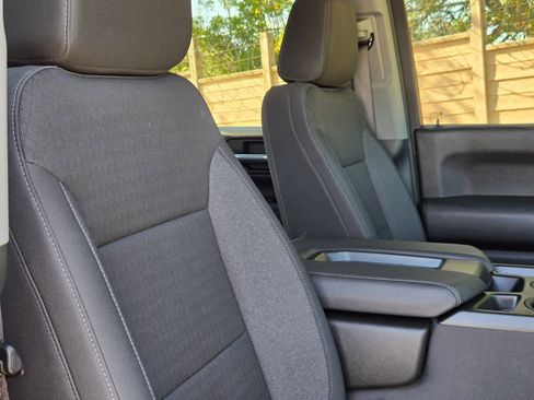 Used 2024 Chevrolet Silverado 1500 Custom w/ Turbomax Blackout Package image 30