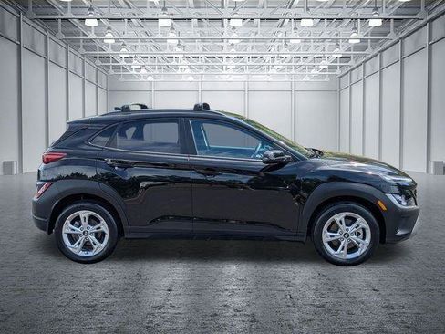 Used 2022 Hyundai Kona SEL AWD/4WD image 6