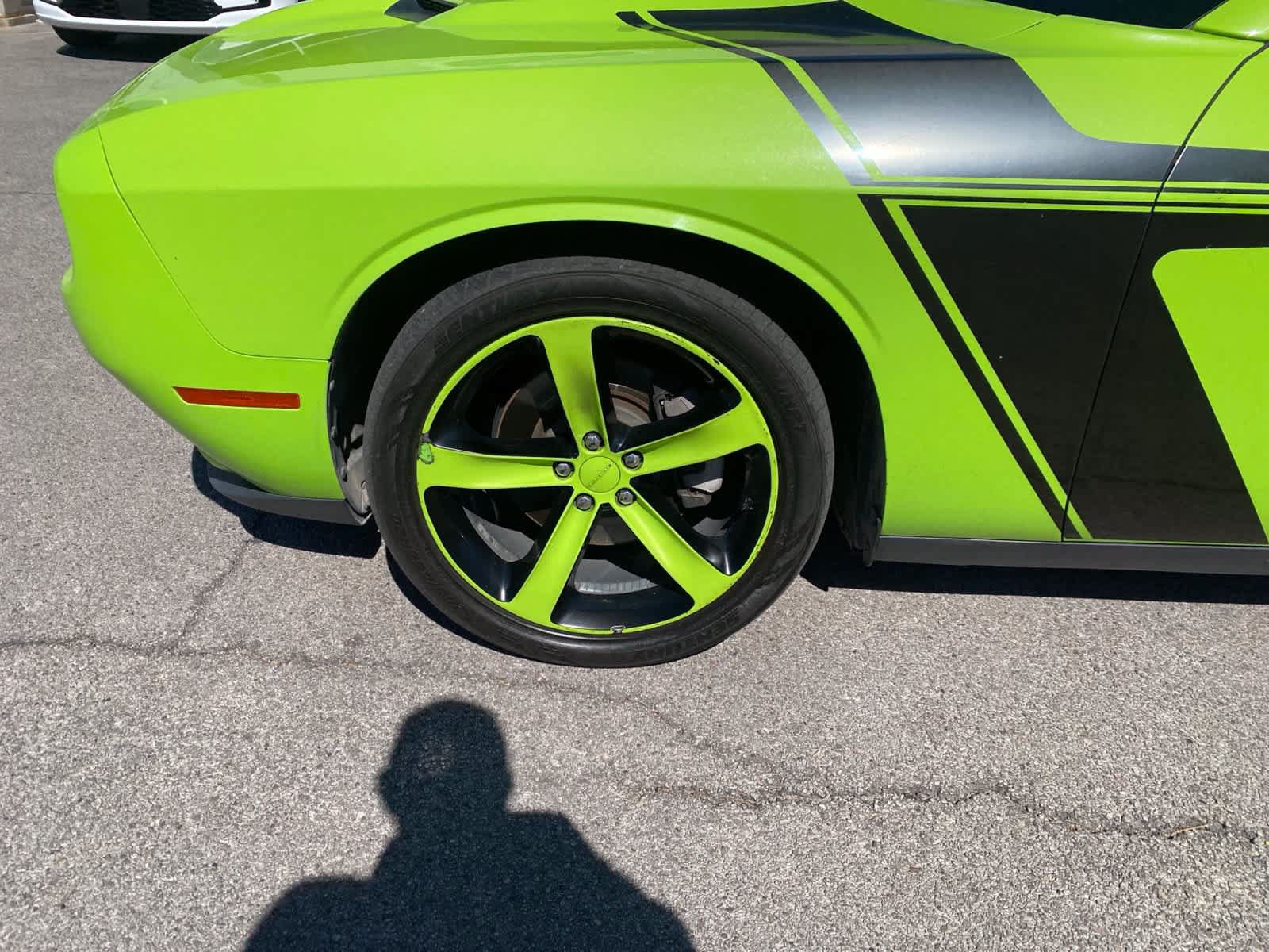 Used 2015 Dodge Challenger R/T w/ Quick Order Package 28B R/T RWD image 9